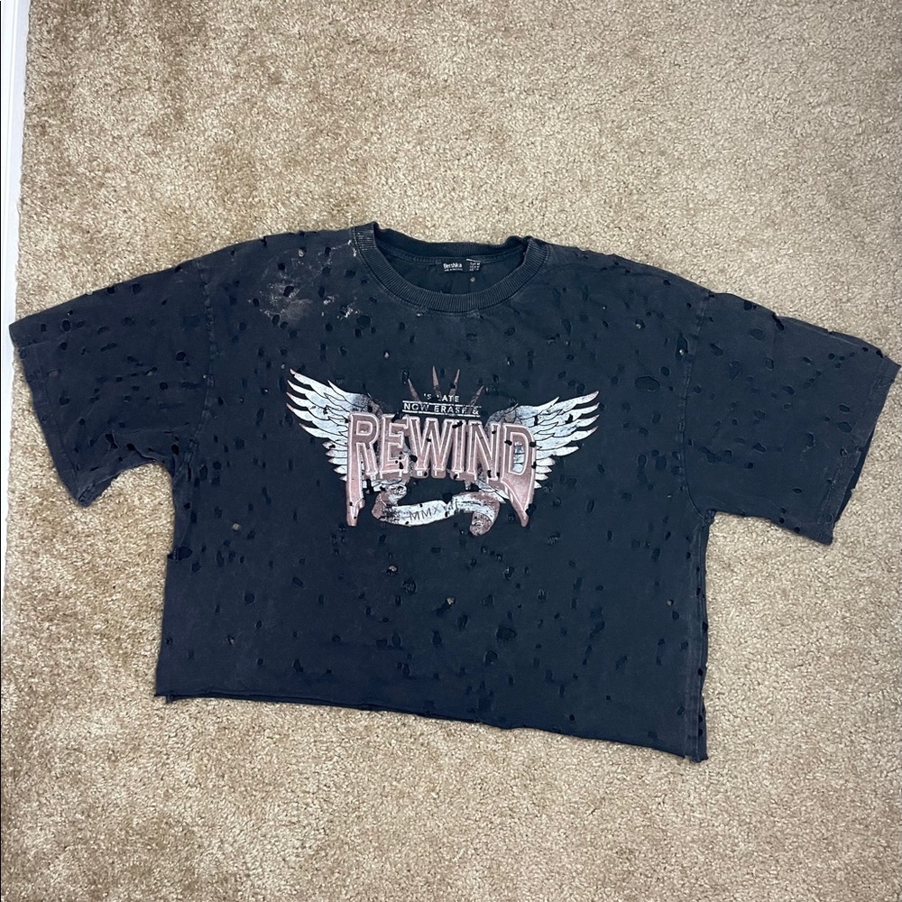 Vintage distressed cropped shirt